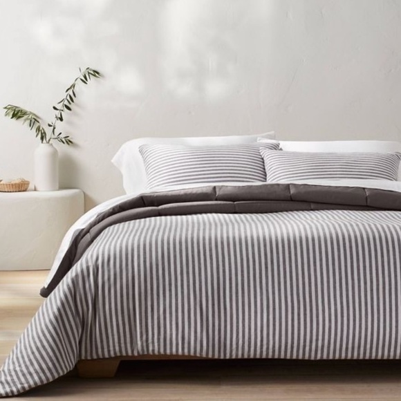 Casaluna Bedding Casaluna Heavyweight Linen Blend Stripe Comforter